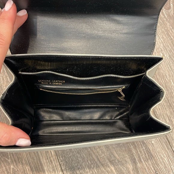 Genuine grey Leather small handheld bag - Picture 4 of 10